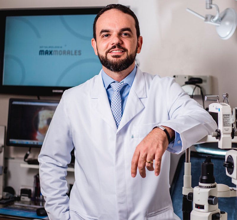 Dr.Max Morales